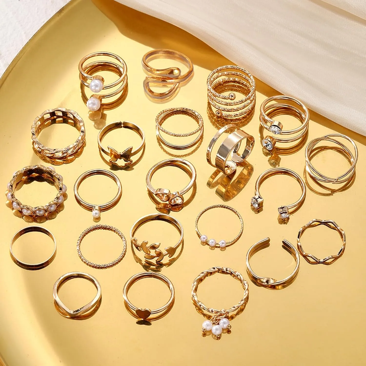 17IF Gold Vintage Knuckle Ring Set for Women, Boho Crystal Finger Aesthetic Pearl Sparkle Butterfly Chunky Stackable Midi Ring Pack