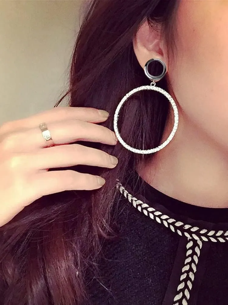 2PCS Ear Tunnels Plugs - Full Drill Round Pendant For Women & Men, Pierced Hangers Earrings For Stretched Earlobe