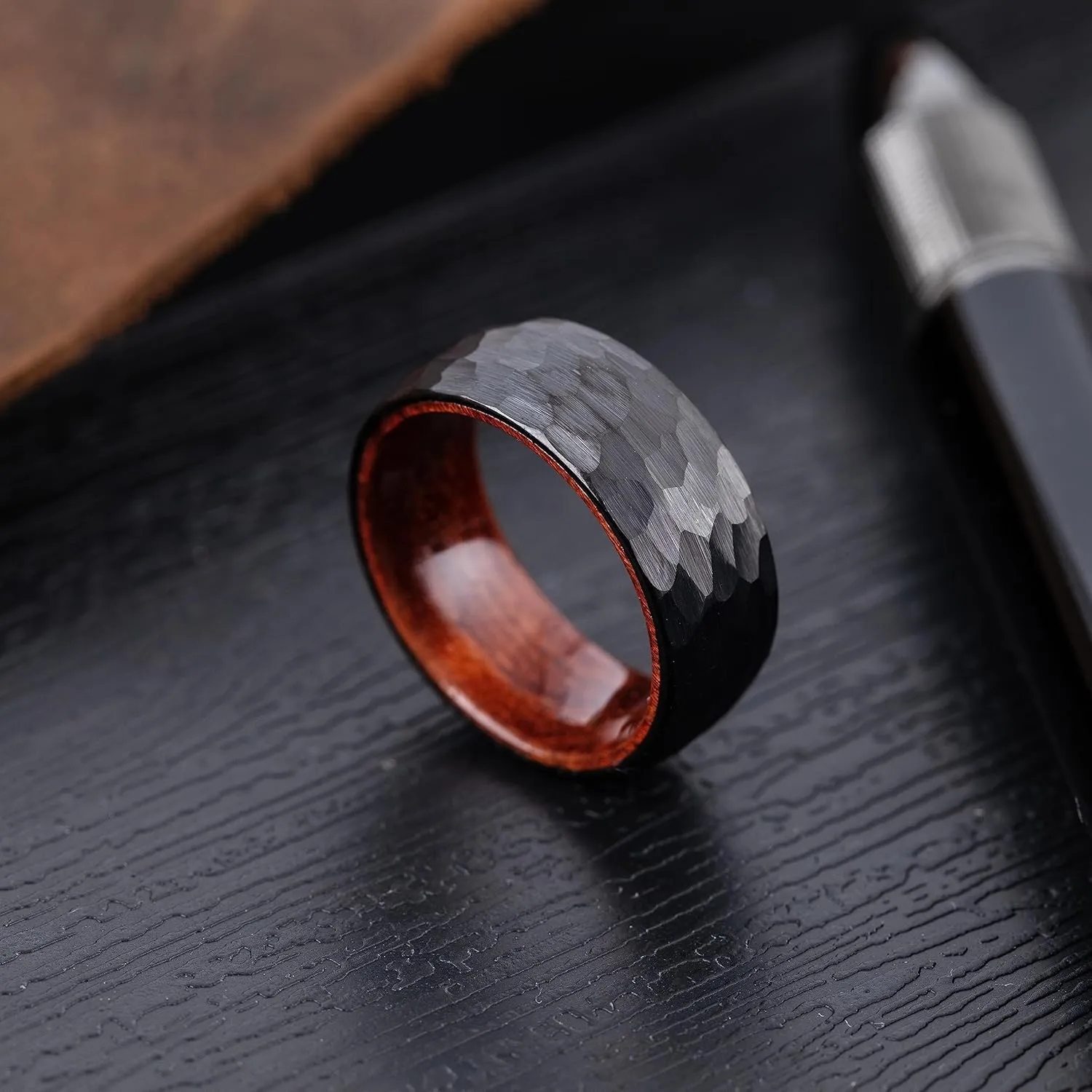 8mm Tungsten Carbide Genuine Natural Koa Wood Inner Inlay Ring Black/Gold/Silver/Rose Gold Wedding Band Hammered Textured Flat Style Comfort Fit Gift Box Included