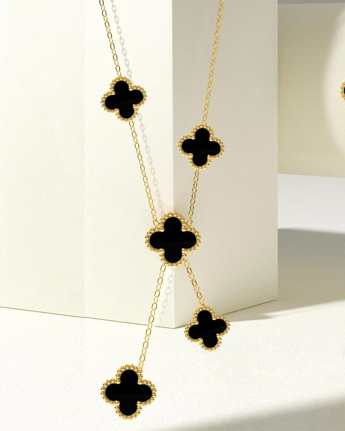 AICase Valentines Day Gifts Clover Necklace for Women 18K Gold Plated Four Leaf Clover Necklace Lucky Pendant Jewelry Gifts for Women/Mon Birthday