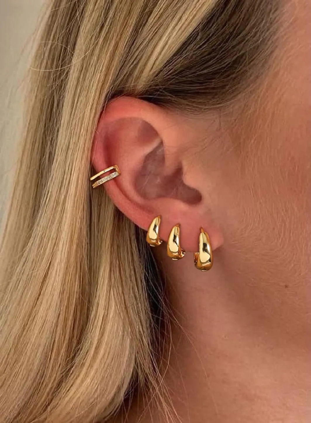 Apsvo Gold Hoop Earrings Set for Women Small Hoop Earrings Cubic Zirconia Huggie Hoops Lightweight Hypoallergenic Gold Earrings Stack Trendy Jewelry Gifts