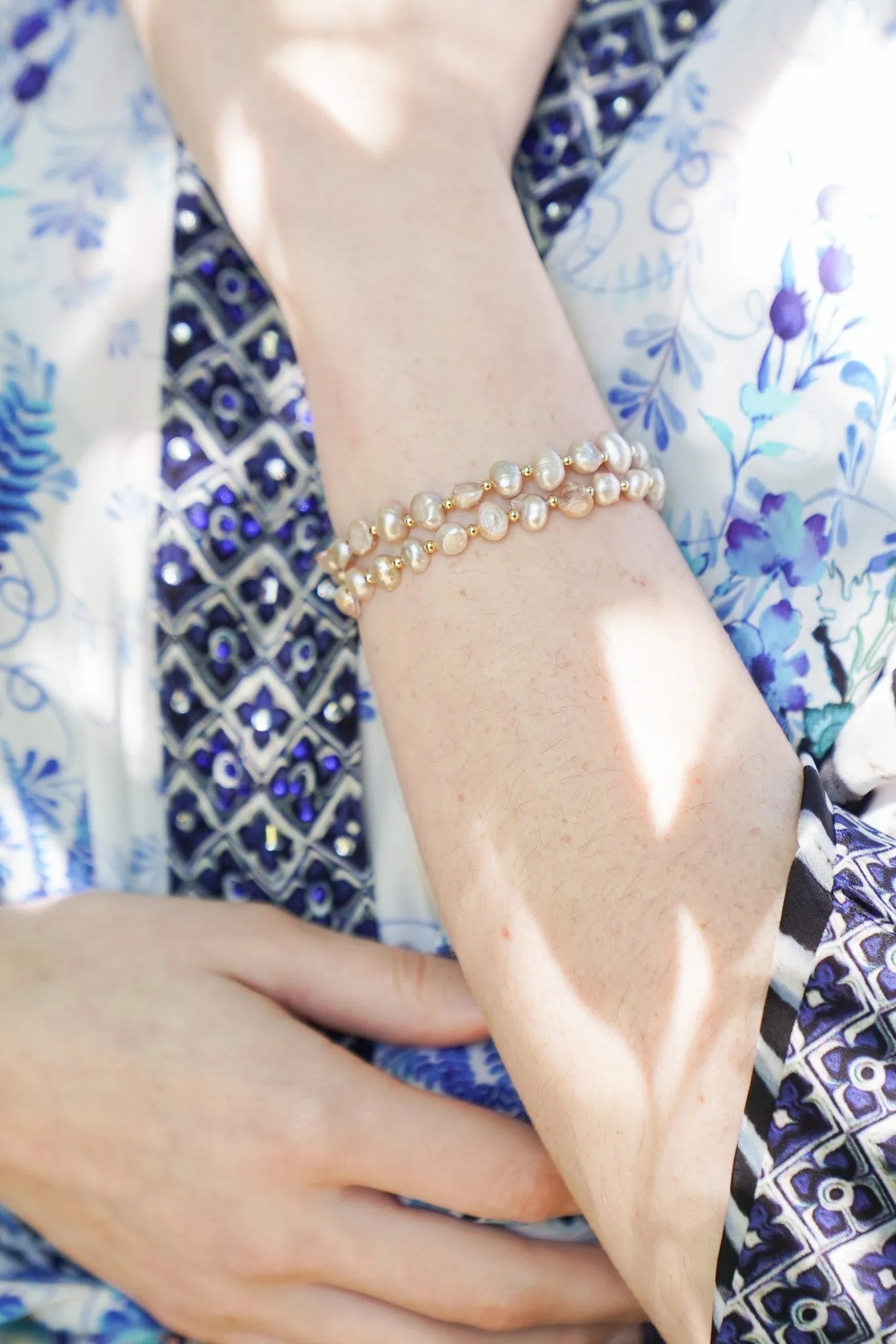 Beach Pebbles Pearl Pull Bracelet