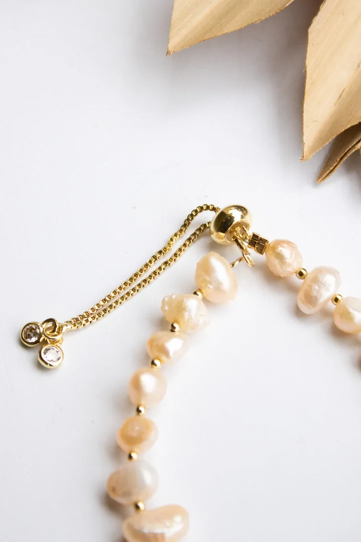 Beach Pebbles Pearl Pull Bracelet