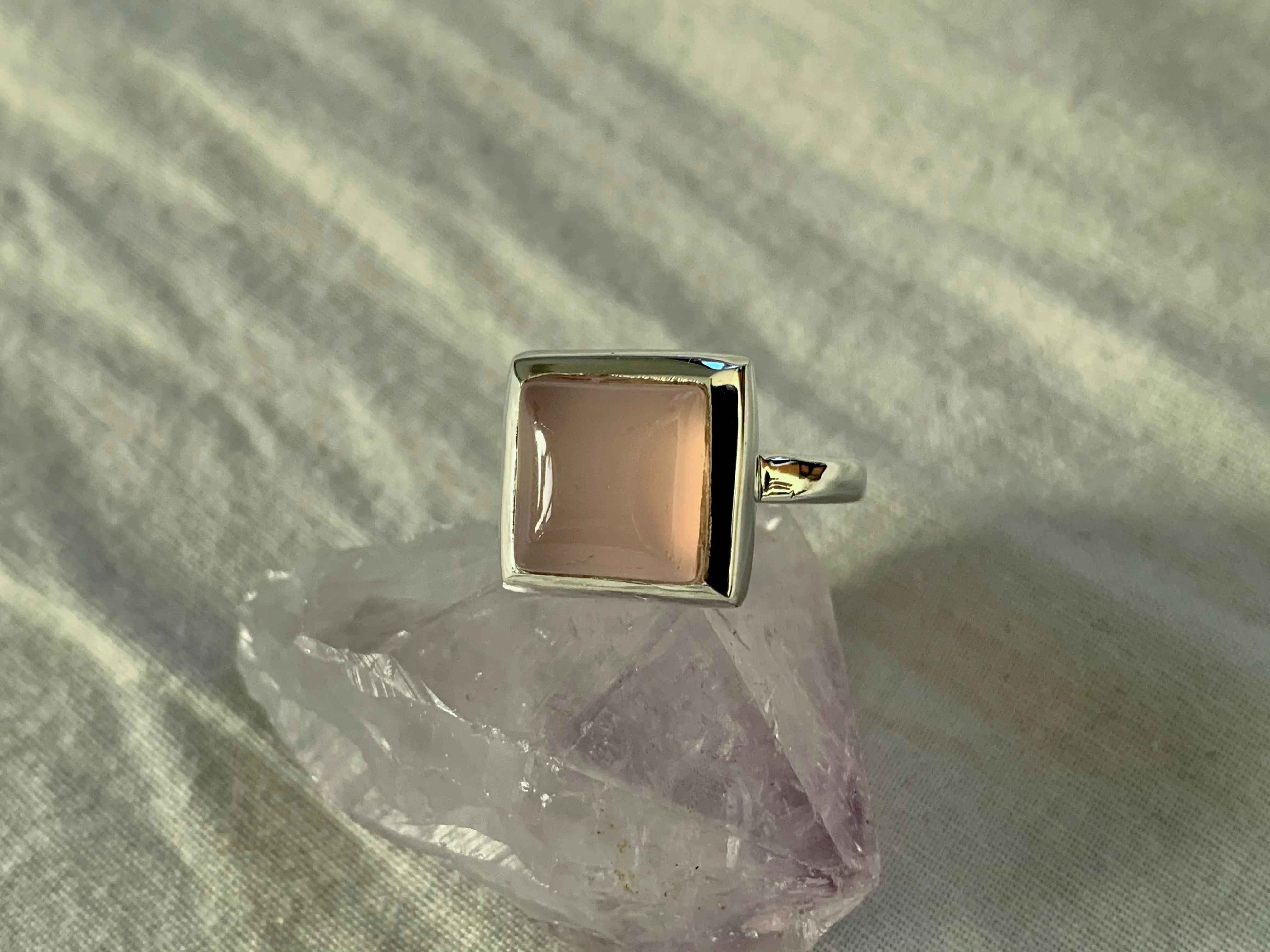 Chalcedony / Rose Quartz Tozi Ring