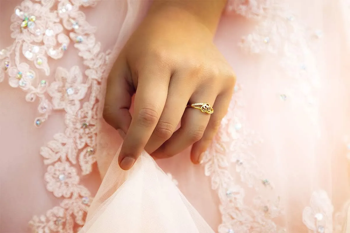 Cherished Moments Sterling Silver with Gold-Plating Heart Ring for Quinceaera Gift, "Sweet 15" Present with 15 Sparkling CZs