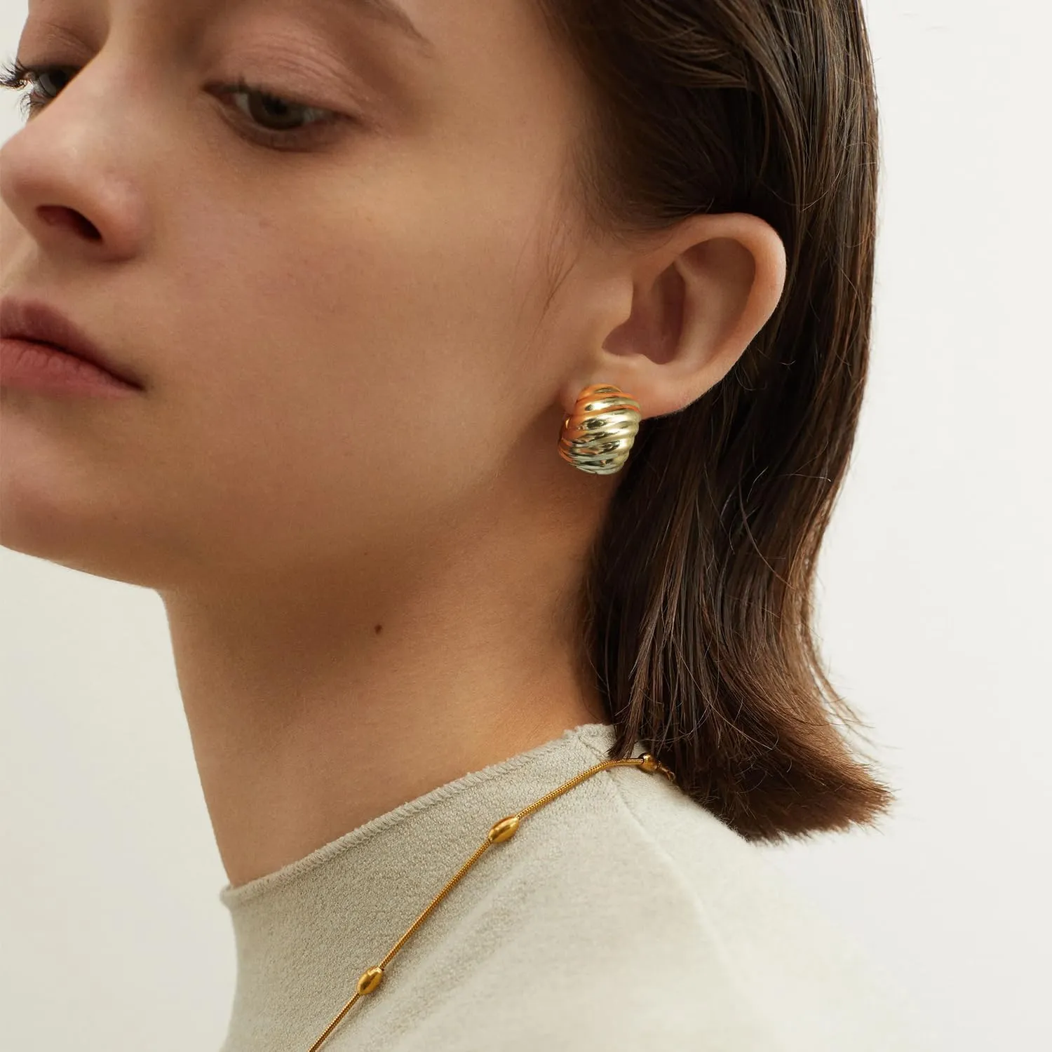 Chunky Gold Thick Hoop Earrings for Women, 18k Gold Plated Lightweight Hypoallergenic Huggie Hoops, Trendy Jewelry for Women