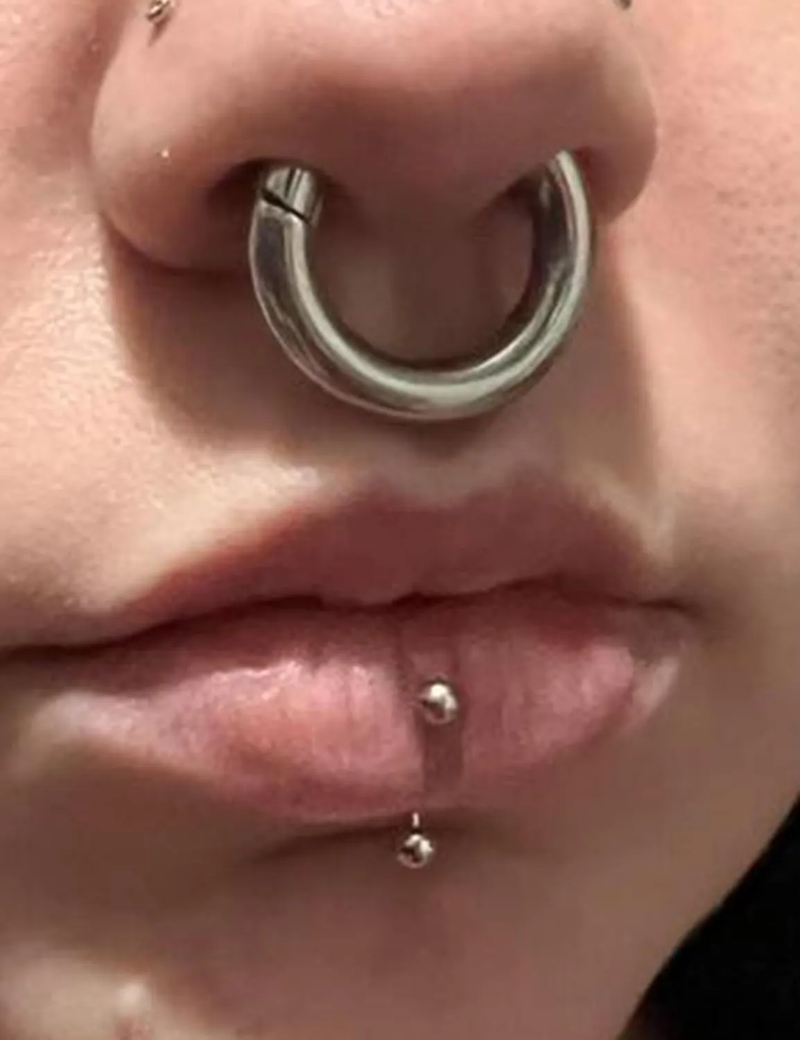Cisyozi 8G 6G 4G 2G Titanium Septum Rings Hinged Ear Gauges Hoop Earrings Clicker Stretching kit Hypoallergenic Medical Implant Septum Nose PA Rings Piercing Jewelry Women Men 12mm 14mm 16mm 19mm