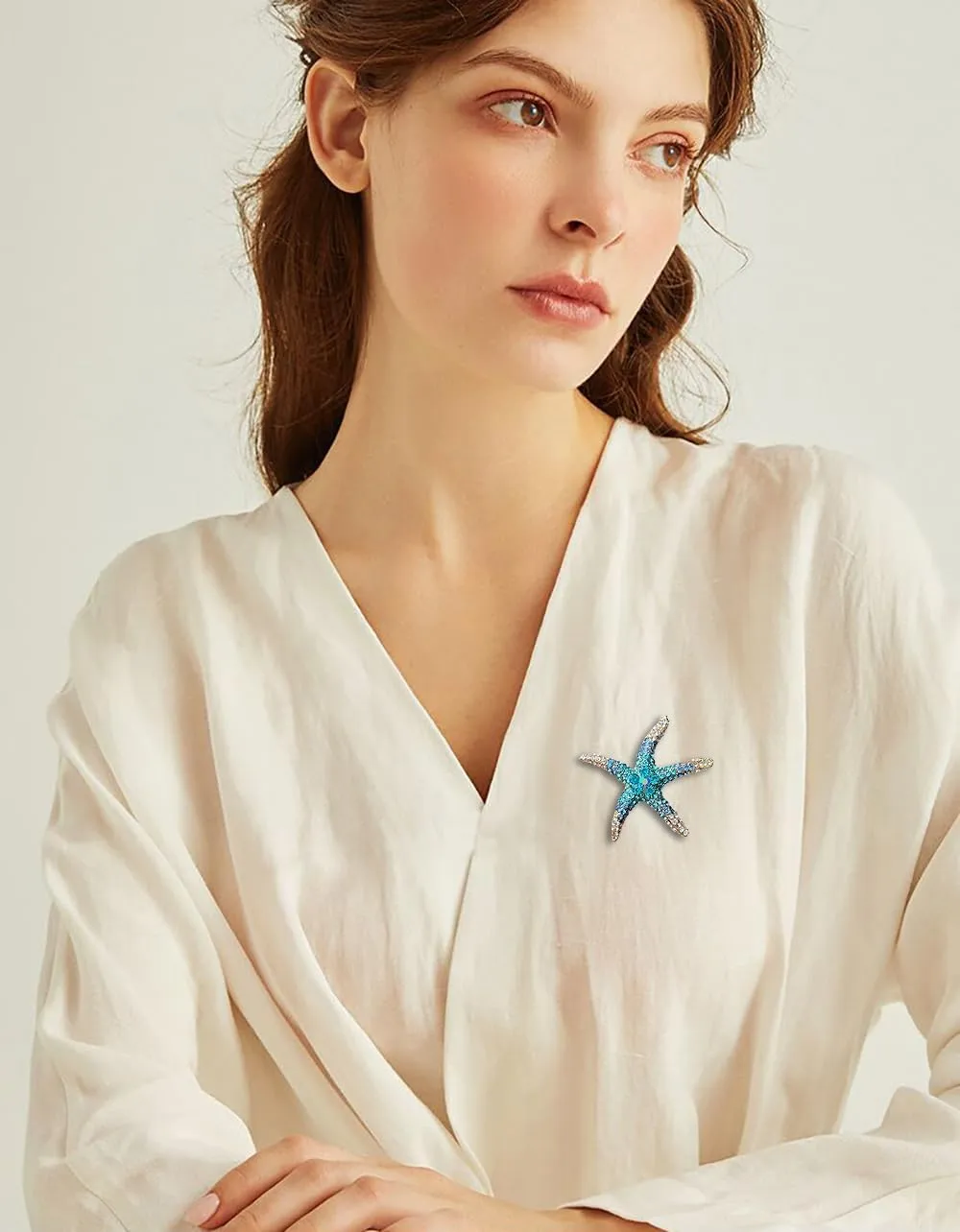 Cute Sea Starfish Lapel Brooch Pin Crystal Rhinestone Paved CZ Star Pins Clip Collar Hat Shirt Jacket Badge Backpack Clothes Accessorries Brooches Delicate Jewelry Gifts for Women Girls Beach Party