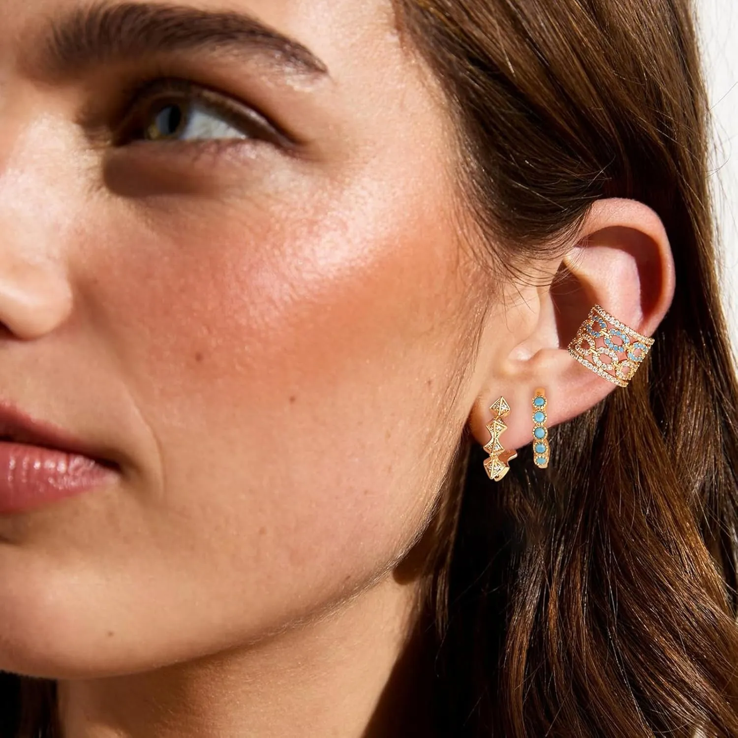 Ear Cuff Earrings for Women Non Piercing Clip On Chunky Earrings Cartilage Wrap Ear Cuffs 14k Gold Plated Cubic Zirconia Hypoallergenic Jewelry Gifts, Single