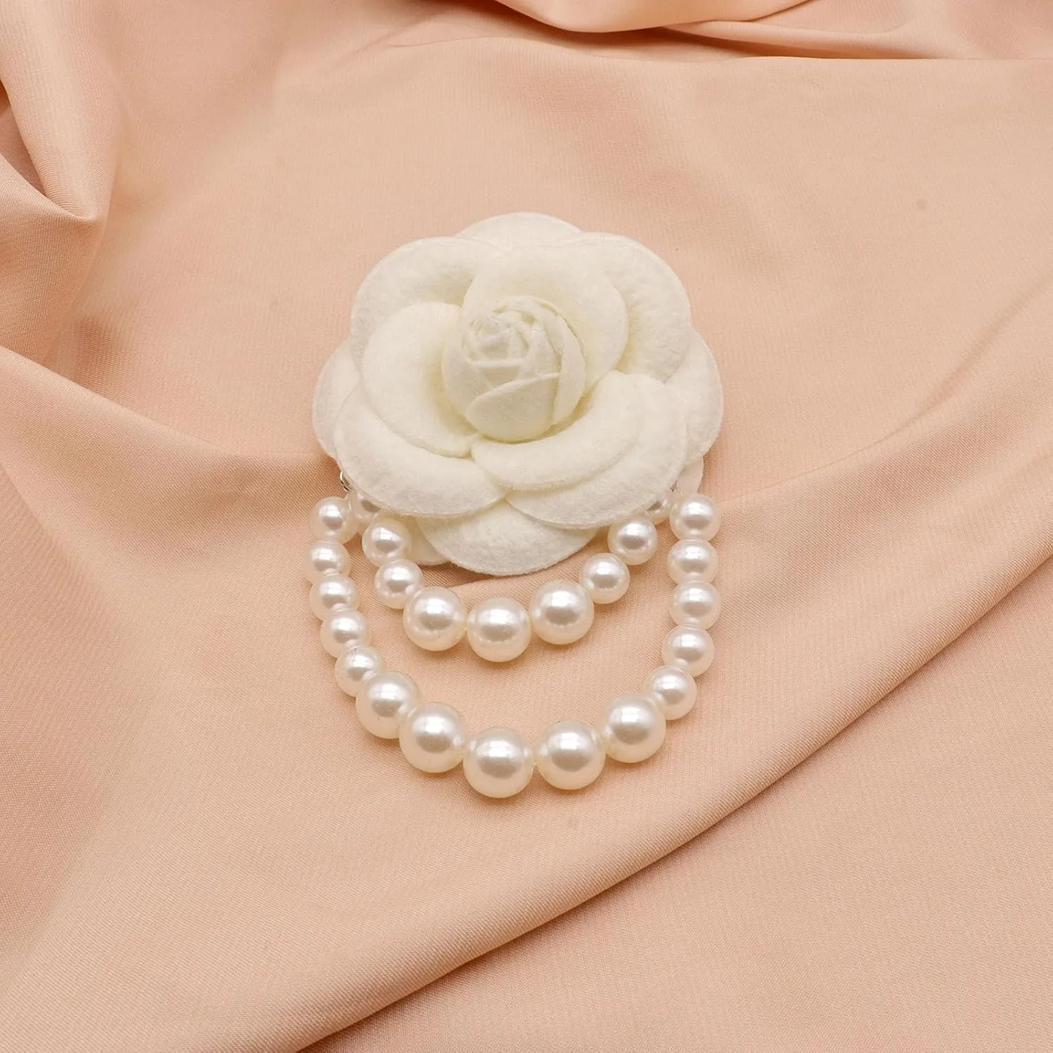 Elegant Camellia Flower Faux Pearl Brooch Pin,Bohemian Fabric Flower Brooch Pins Pearl Tassel for Women Teen Girls, Corsage Wedding Brooches Clothes Dress Coat Accessories Jewelry Gift