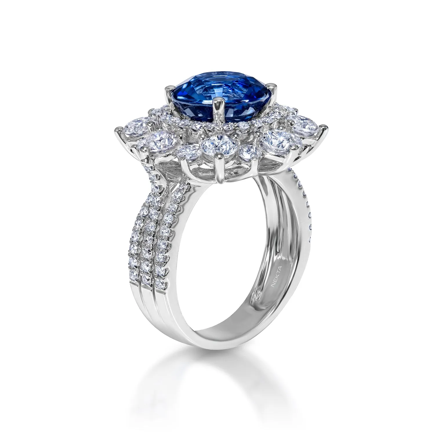 Evie 7 Carats Round Brilliant Blue Sapphire Ring in 18k White Gold
