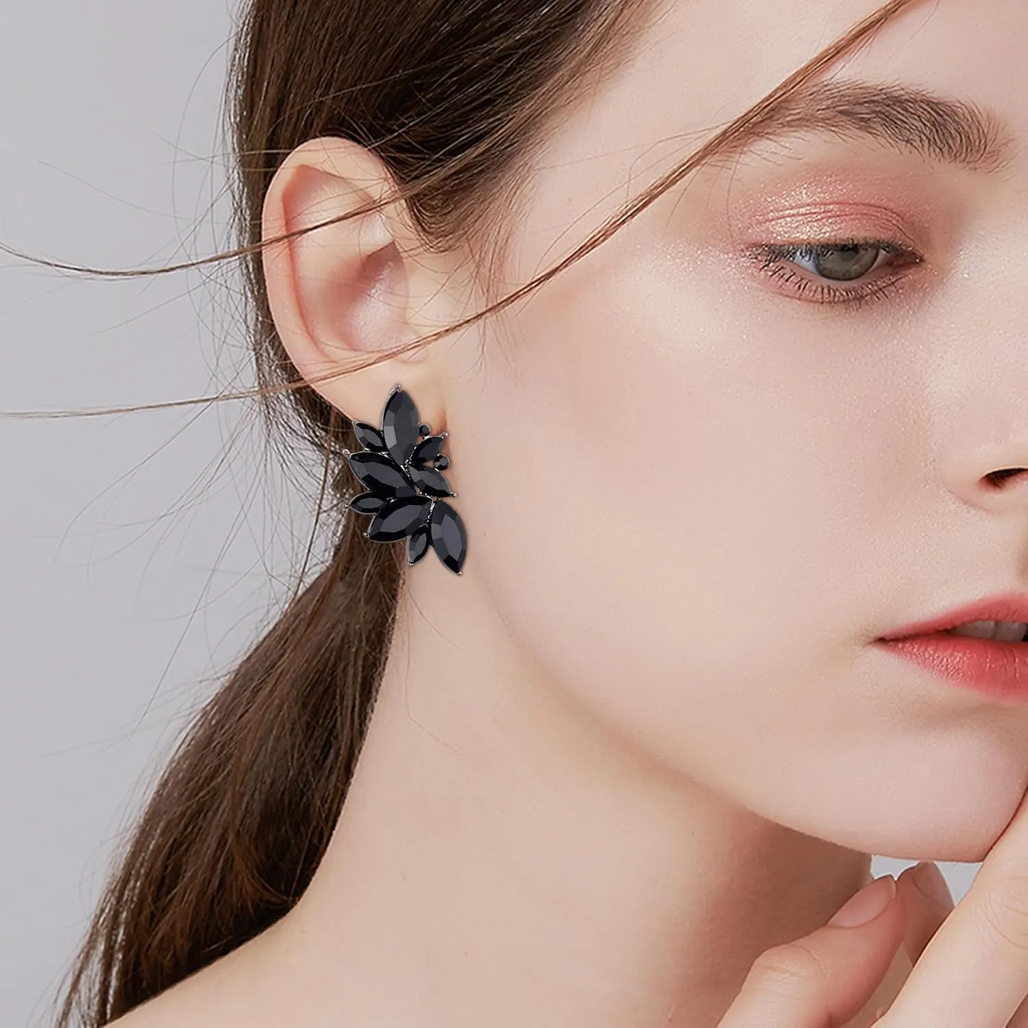 Flower Earrings for Women Boho Layered Flower Summer Beach Earrings Floral Dress Drop Earring Dainty Statement Earring Jewelry Beach Vacation Essentials