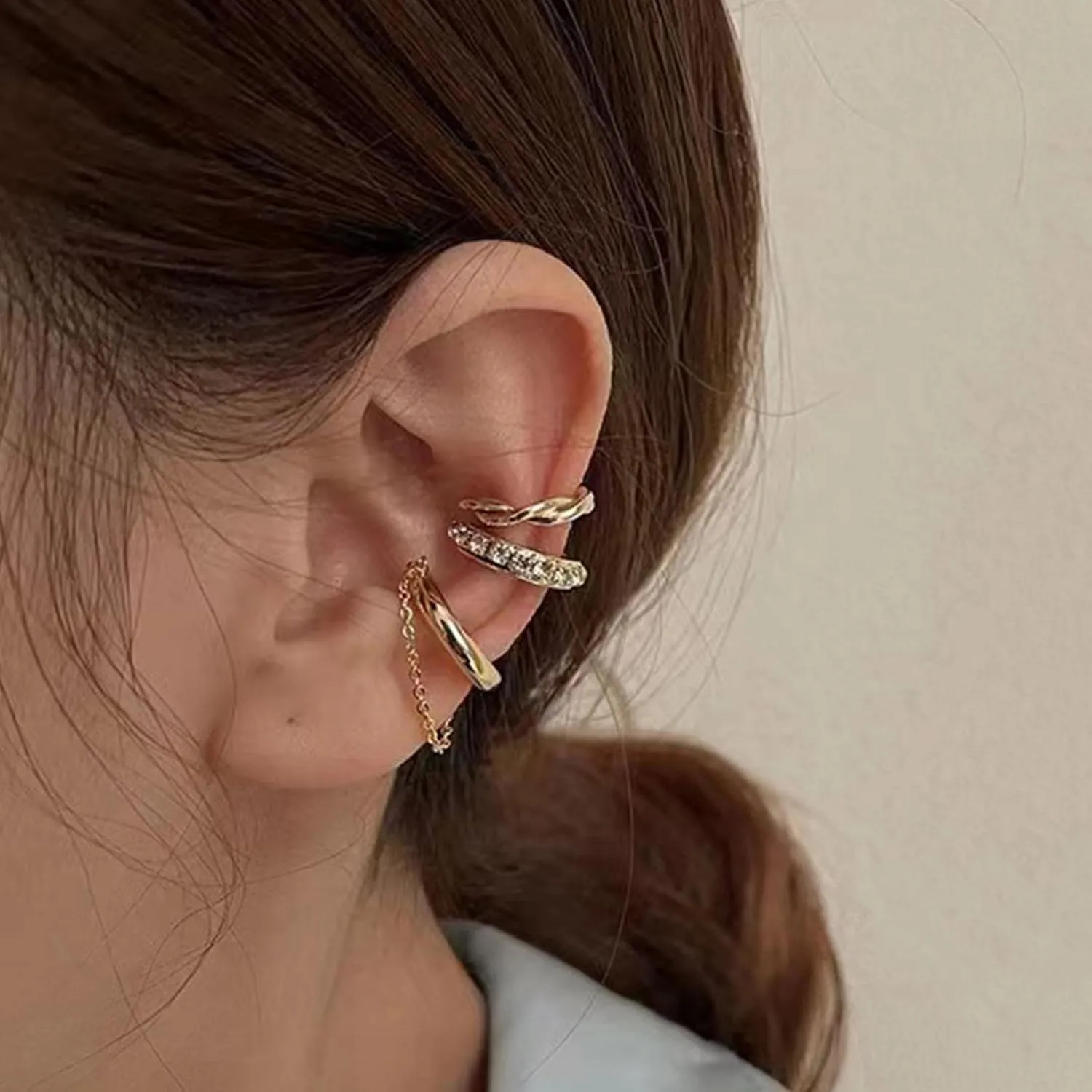 Gold Ear Cuff Earrings for Women 14K Gold Plated Ear Cuffs Non Piercing Clip On Cartilage Earrings Huggie Hoop Earring Jewelry Trendy Hypoallergenic Earring for Women Gift