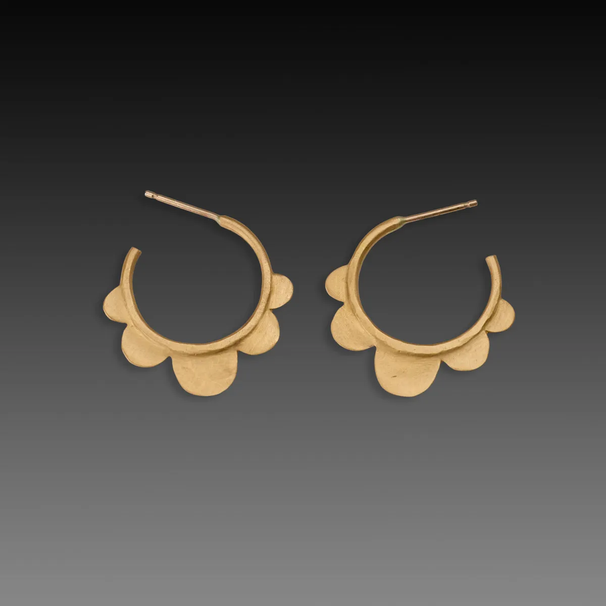 Gold Scallop Hoop Earrings