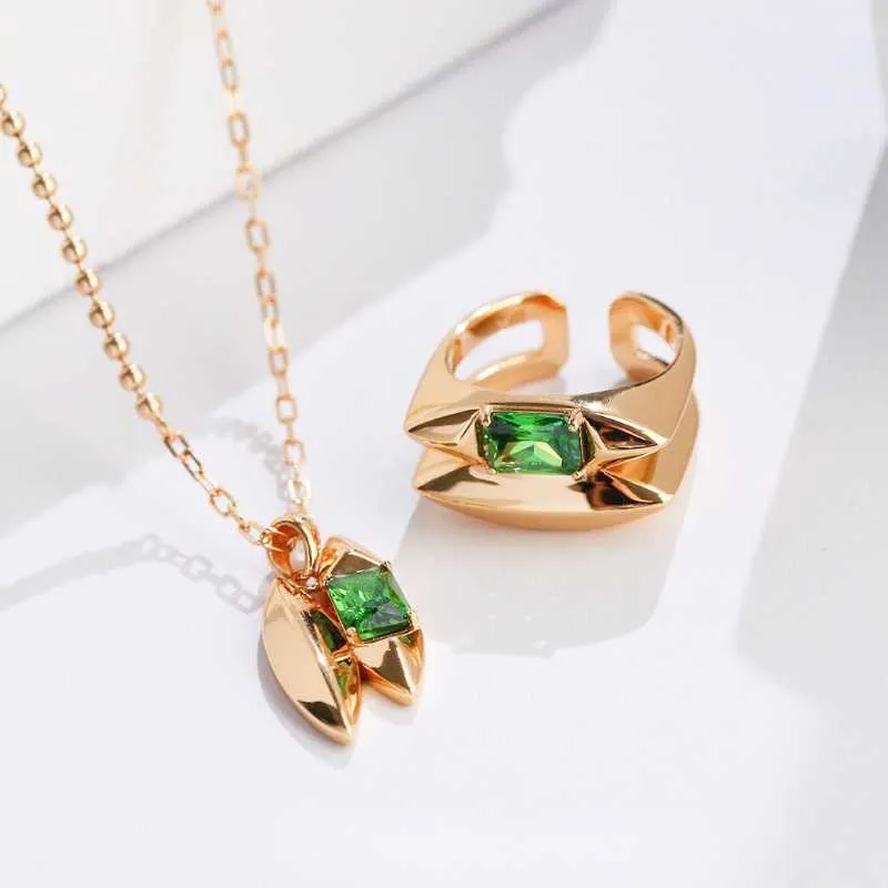 Green Cubic Zirconia  Necklace in 18k Gold Vermeil