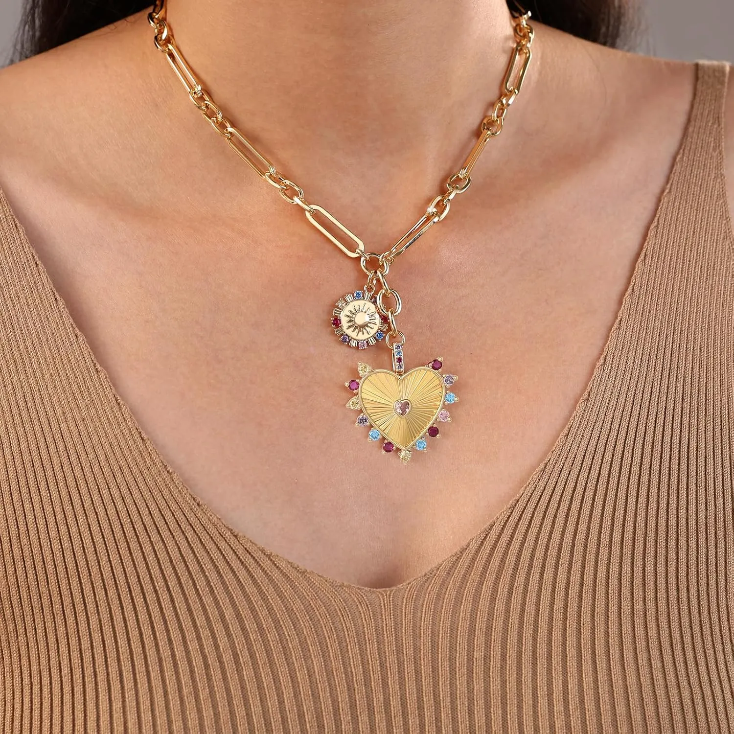 Heart Charm Necklace - 18K Gold Plated Heart Pendant Choker Chain - Trendy Hip Hop Neutral Aesthetic Jewelry