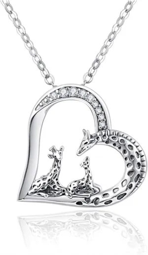Heart Crystal Giraffe Pendant Necklace Cartoon Animal Giraffe Necklace Jewelry for Women and Mom