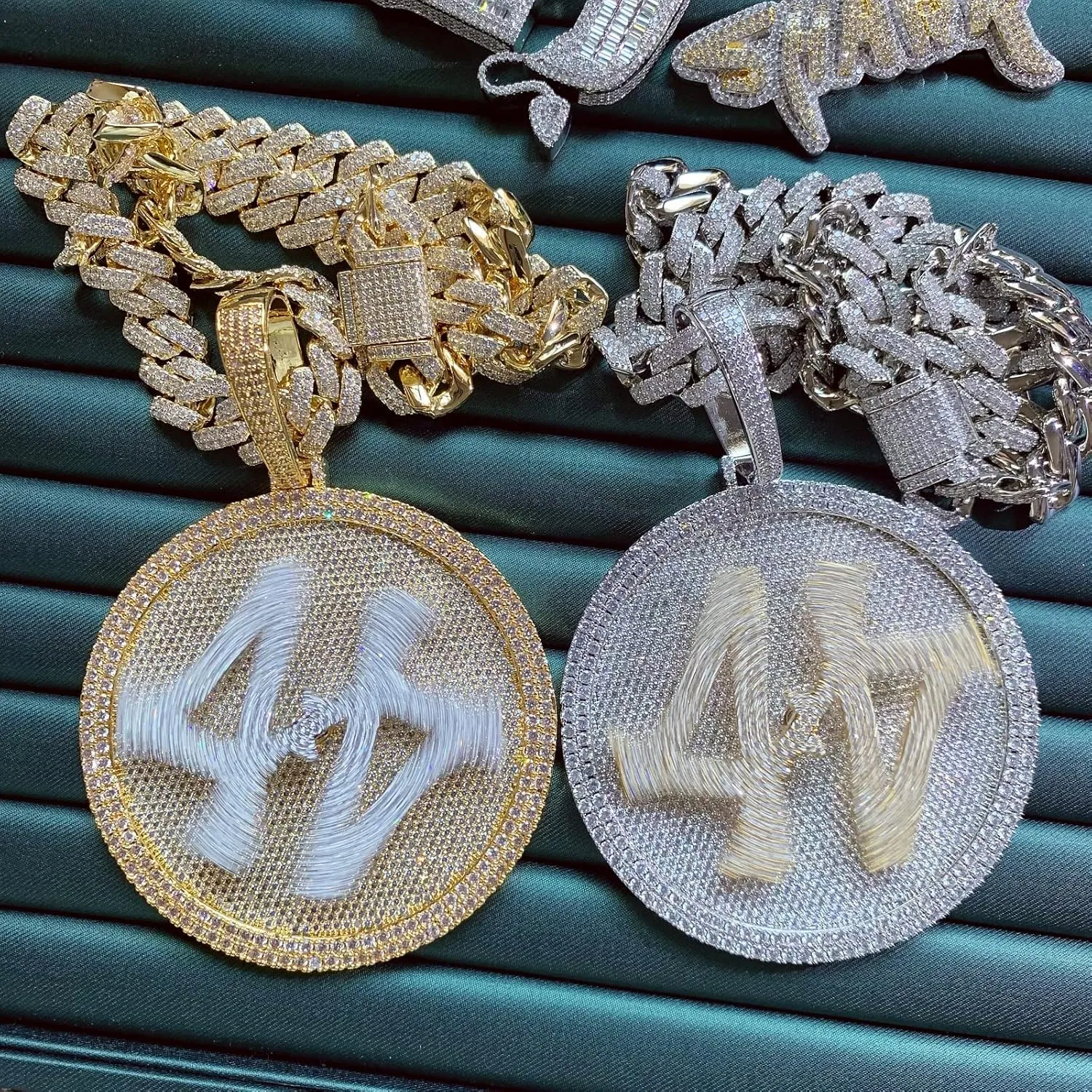 ICEDIAMOND 14K Hip Hop Jumbo 44 Rotating Medal Pendant with 14mm Cuban Link Chain, Gold Plated Iced Out Super Sparkling CZ Diamond Necklace for Men