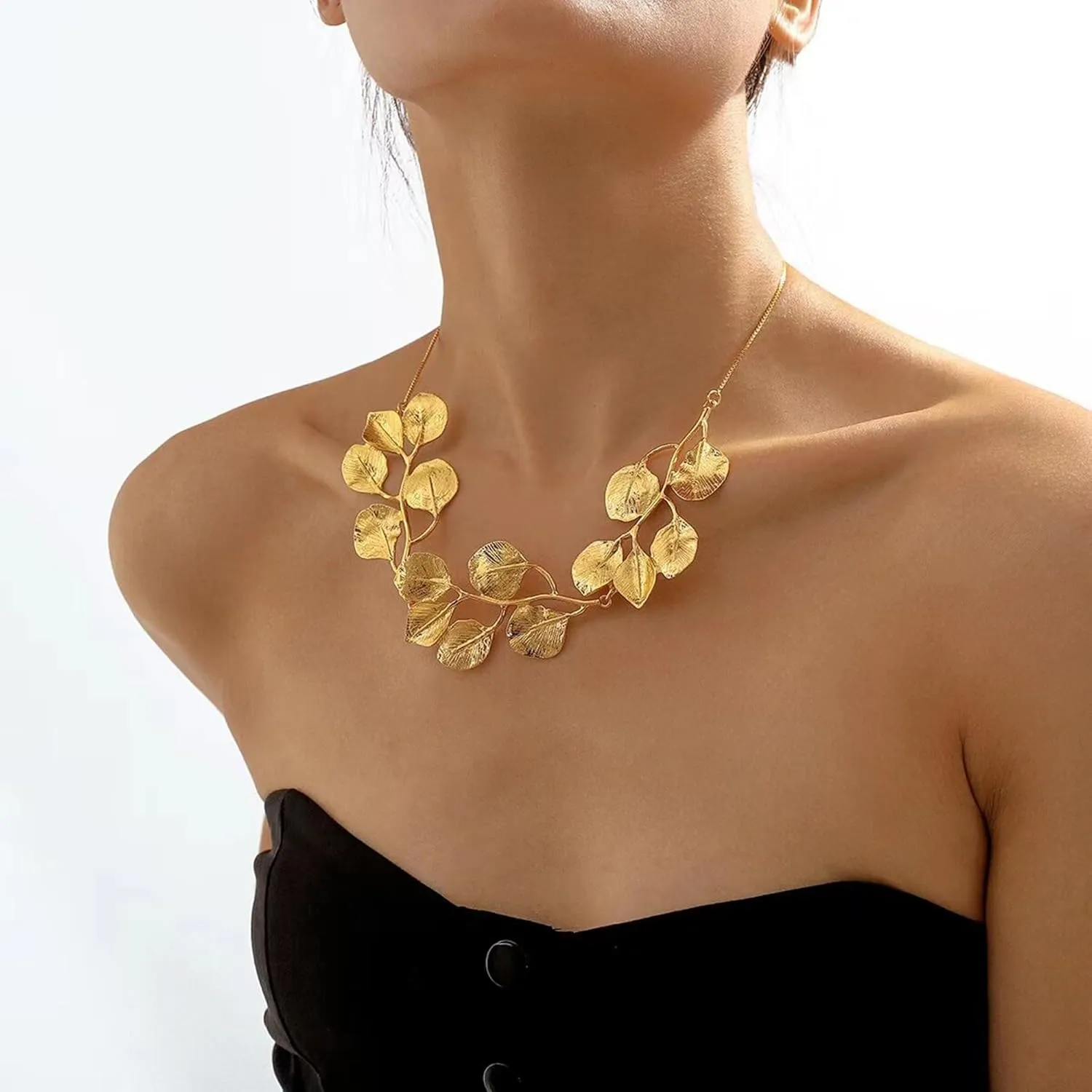 Jerollin Women's Statement Collar Choker Chuncky Bib Necklace Set, African Sparkling Canine Shape Fringe Necklace