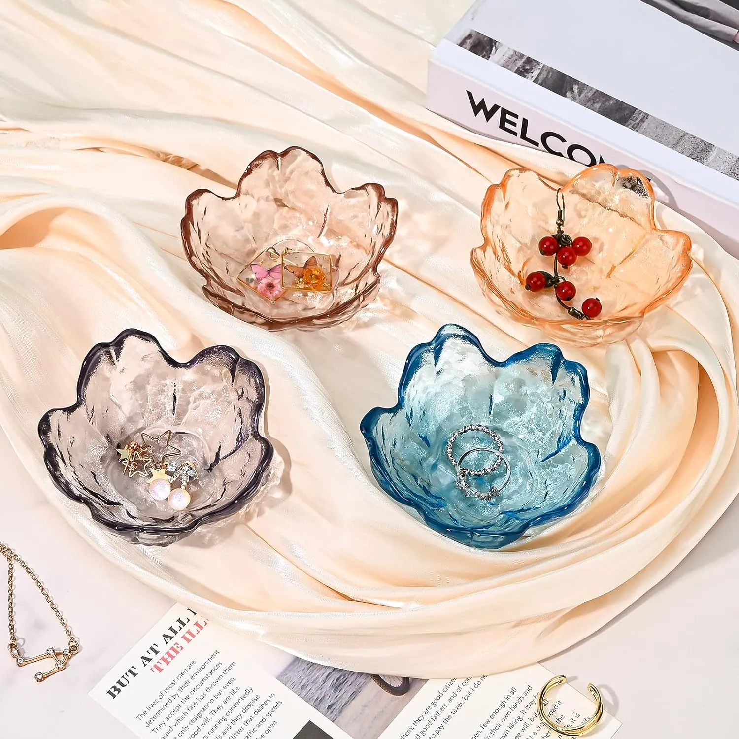 Koythin 2-Piece Glass Jewelry Tray, Mini Ring Dish for Necklace Earring Bracelet, Cute Trinket Tray for Engagement Vanity Bathroom, Crystal Floral Aesthetic Room Decor for Women Girl Mom (Gray)