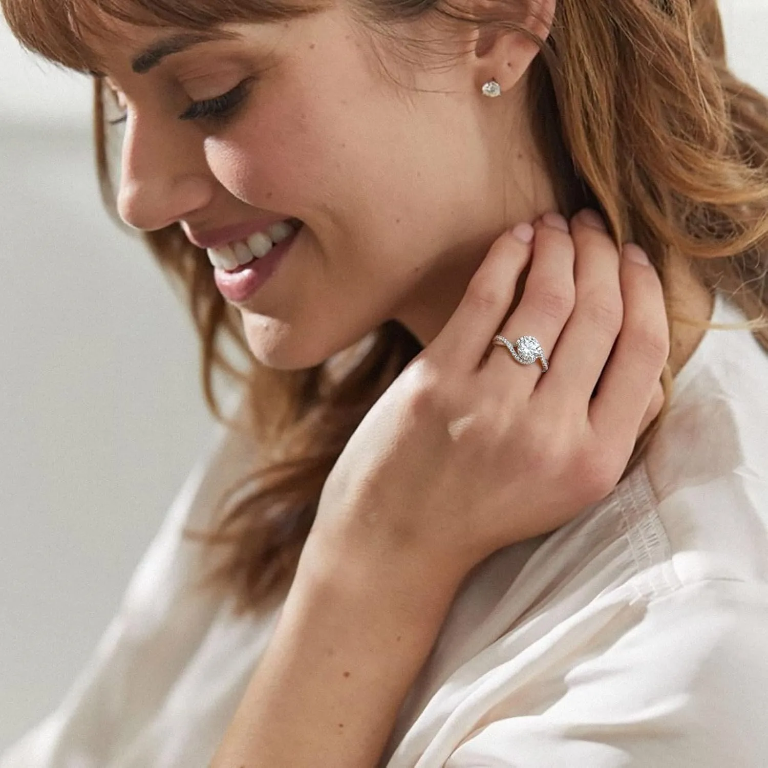 KRKC Moissanite Rings for Women, 0.5/1/1.5/2 CT Lab Created Moissanite Engagement Rings, D Color VVS1 Clarity Brilliant Round Cut, White Gold-Plated S925 for Wedding, Promise, Mothers Day Gifts