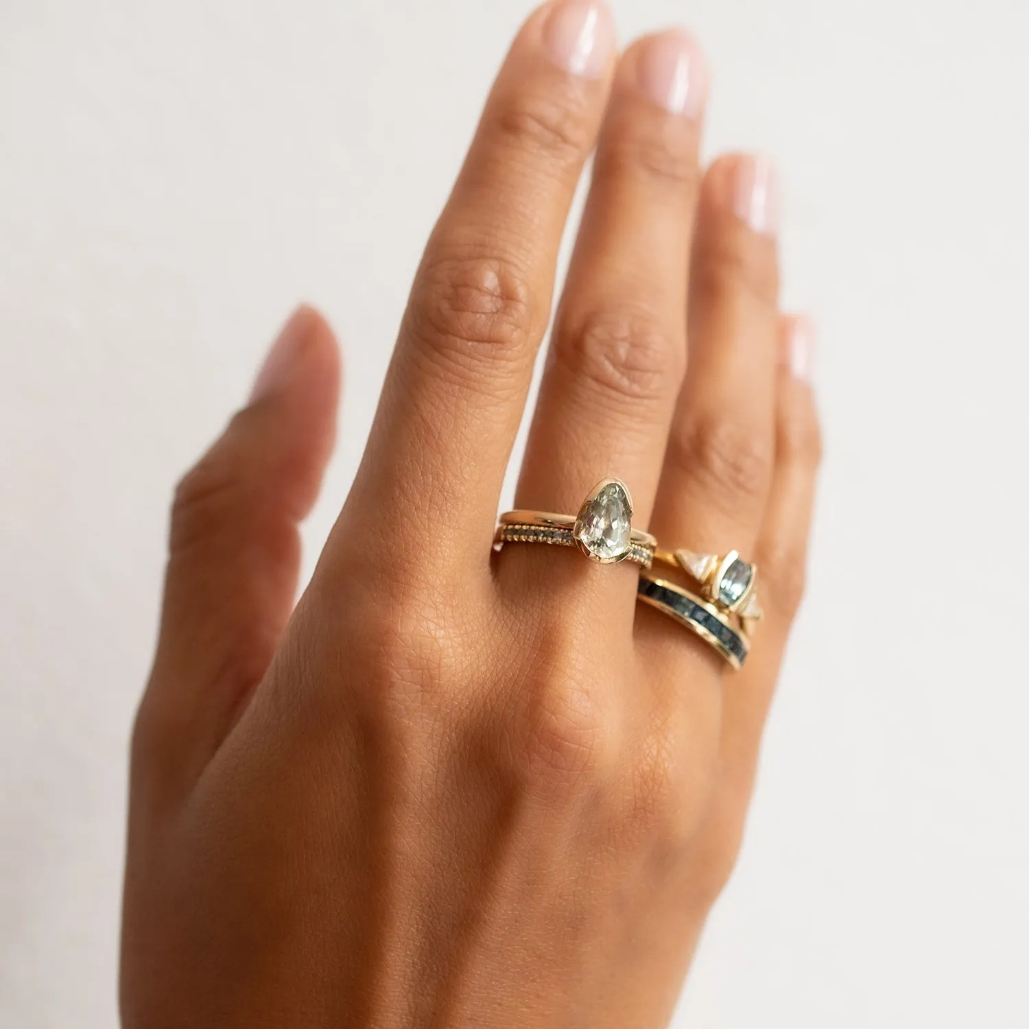 La Mer Montana Sapphire Band