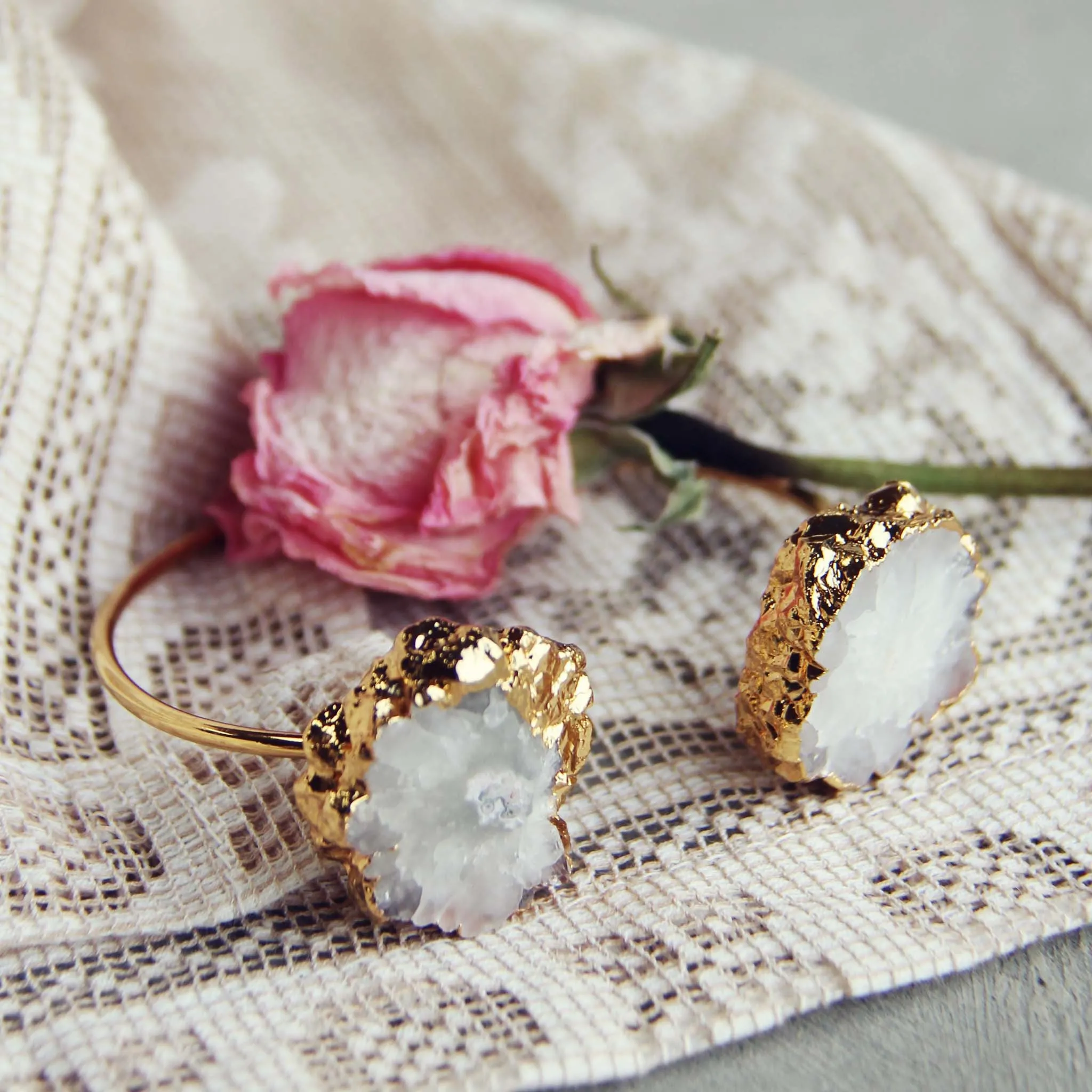 Leo Quartz Bracelet