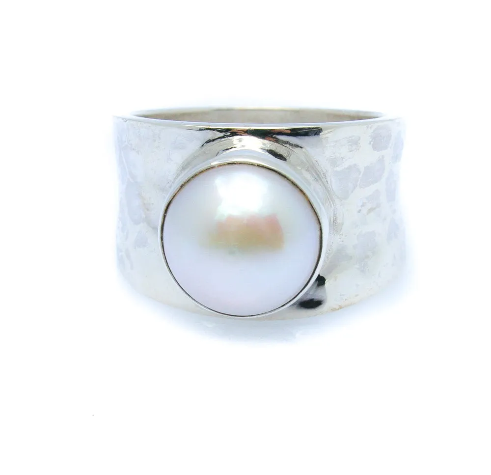 Low Tide Pearl Ring