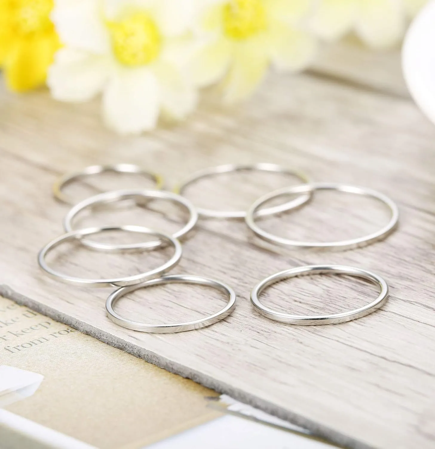 LOYALLOOK 8-14Pcs 1mm Stainless Steel Women's Plain Band Knuckle Stacking Midi Rings Comfort Fit Silver/Gold/Rose Tone