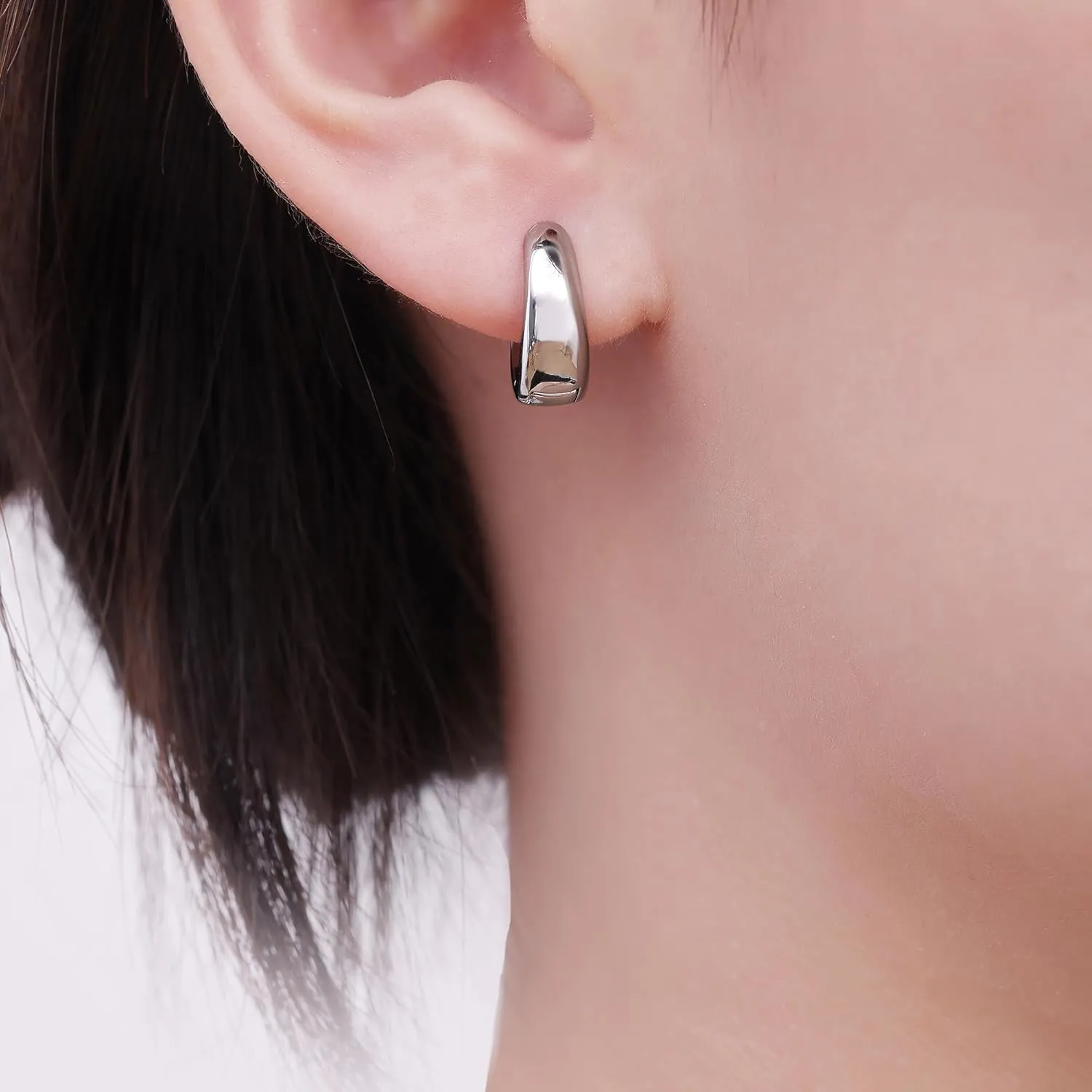 micuco Chunky Gold Hoop Earrings for Women - 18K Real Gold Plated Lightweight Hollow Hypoallergenic Earrings for Women