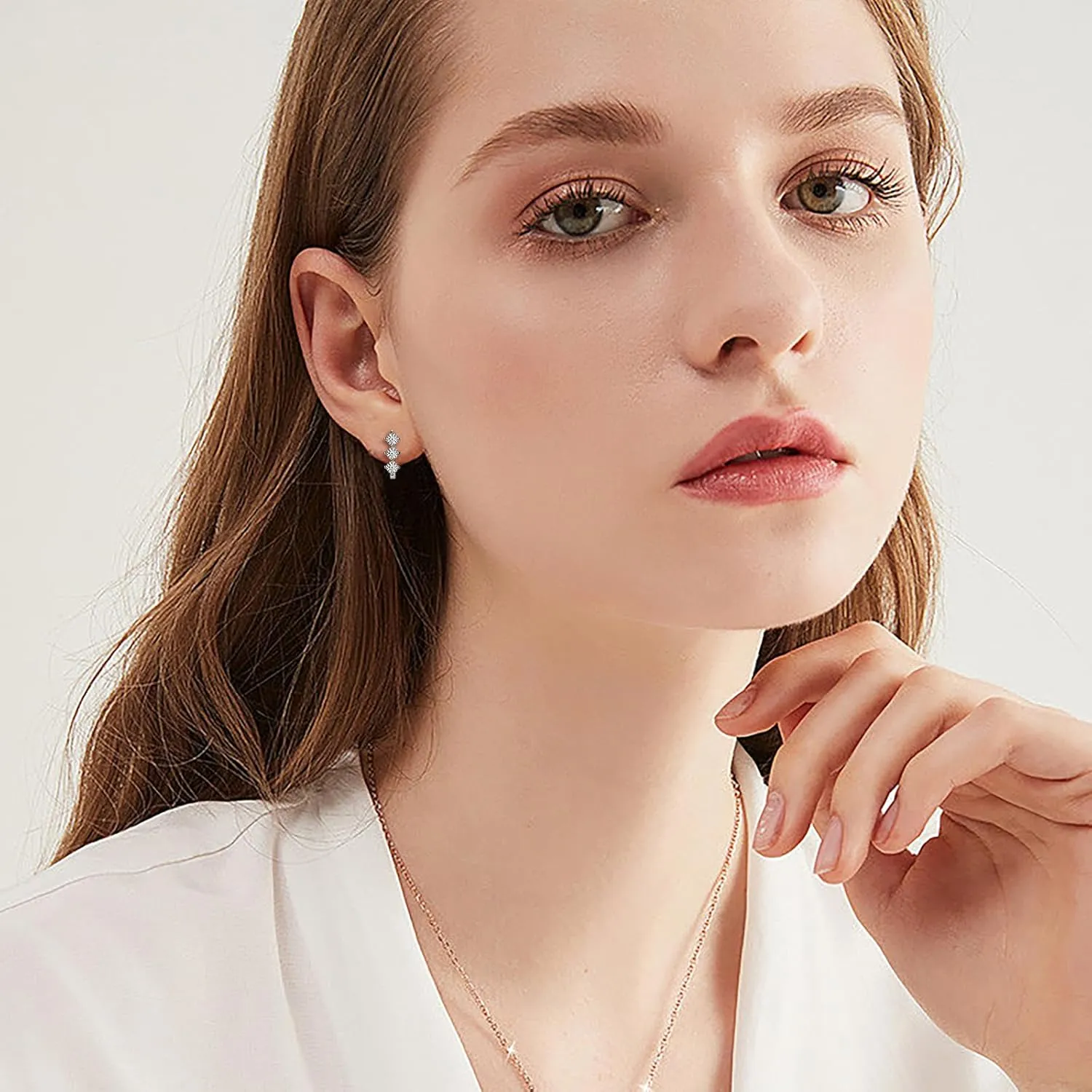 Moissanite Hoop Earrings for Women, Lab Imitation Diamond Huggie Earrings, 18K White Gold Plated D Color Round Cut 925 Sterling Silver Earrings, GRA Certified