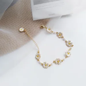 Original design bracelet simple small daisy bracelet