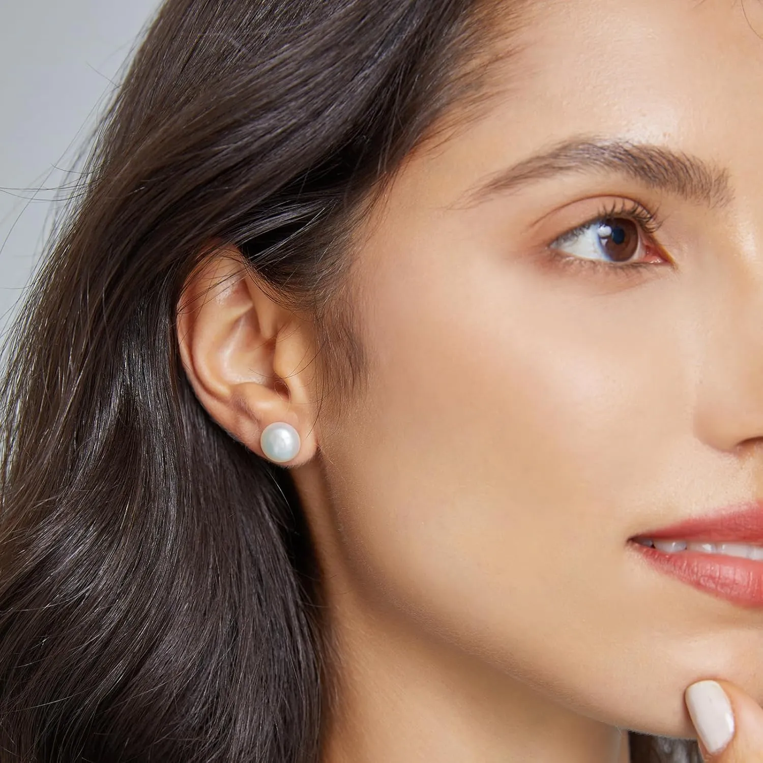Pearl Stud Earrings for Women 10mm Pearl Stud Earring 18K White Gold Plated Sterling Silver Post Hypoallergenic White Pearl Earrings for Women