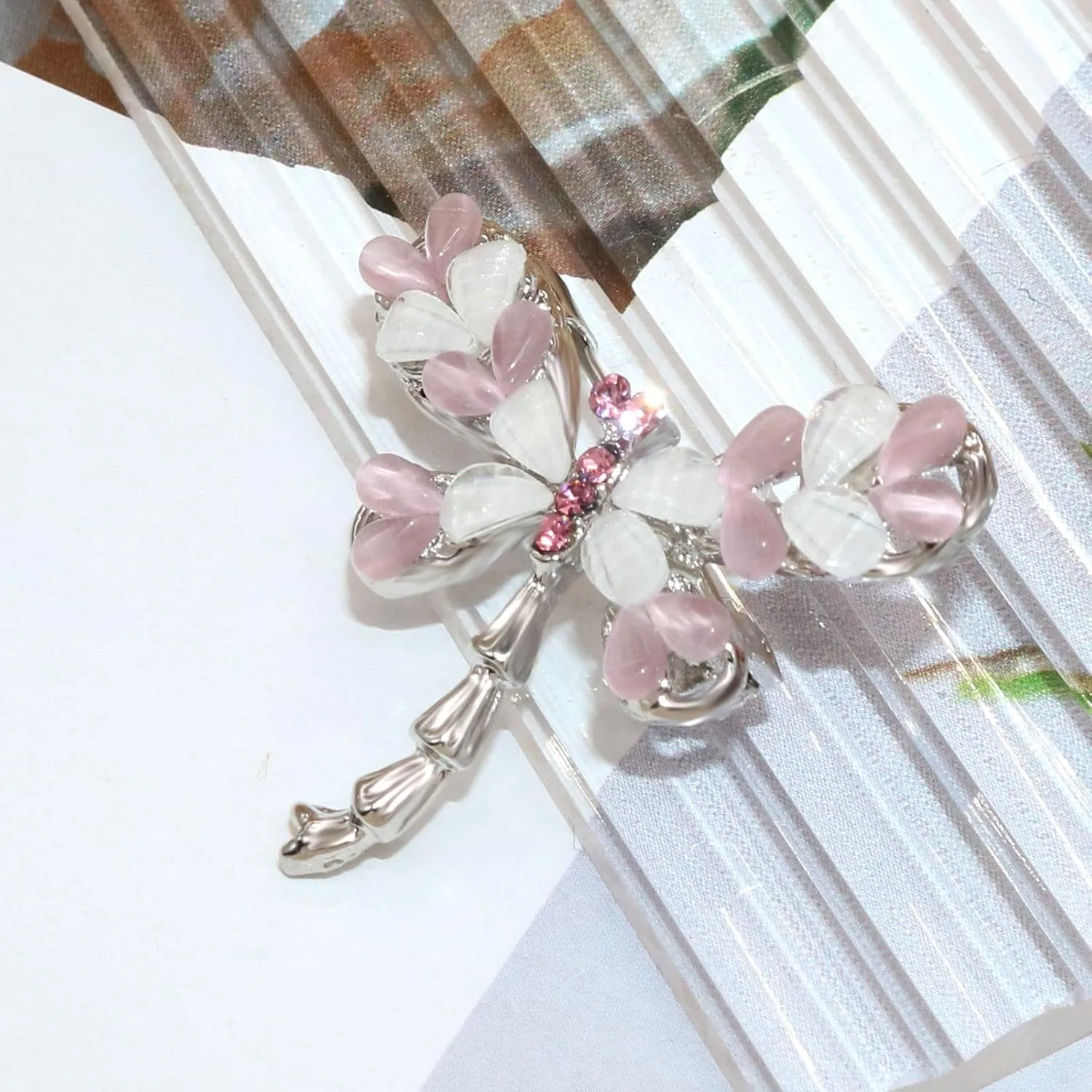 Pretty Animal Brooches Rose Gold and Platinum Plated Full Shining Crystal Brooch Pink Cat's Eye Brooch Pins
