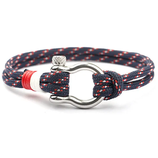 Stainless steel clasp bracelet