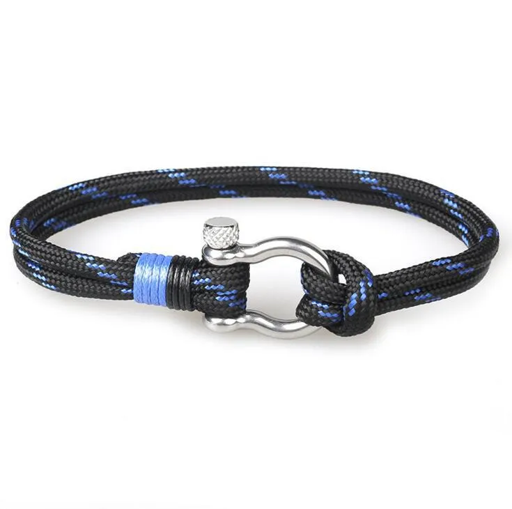 Stainless steel clasp bracelet