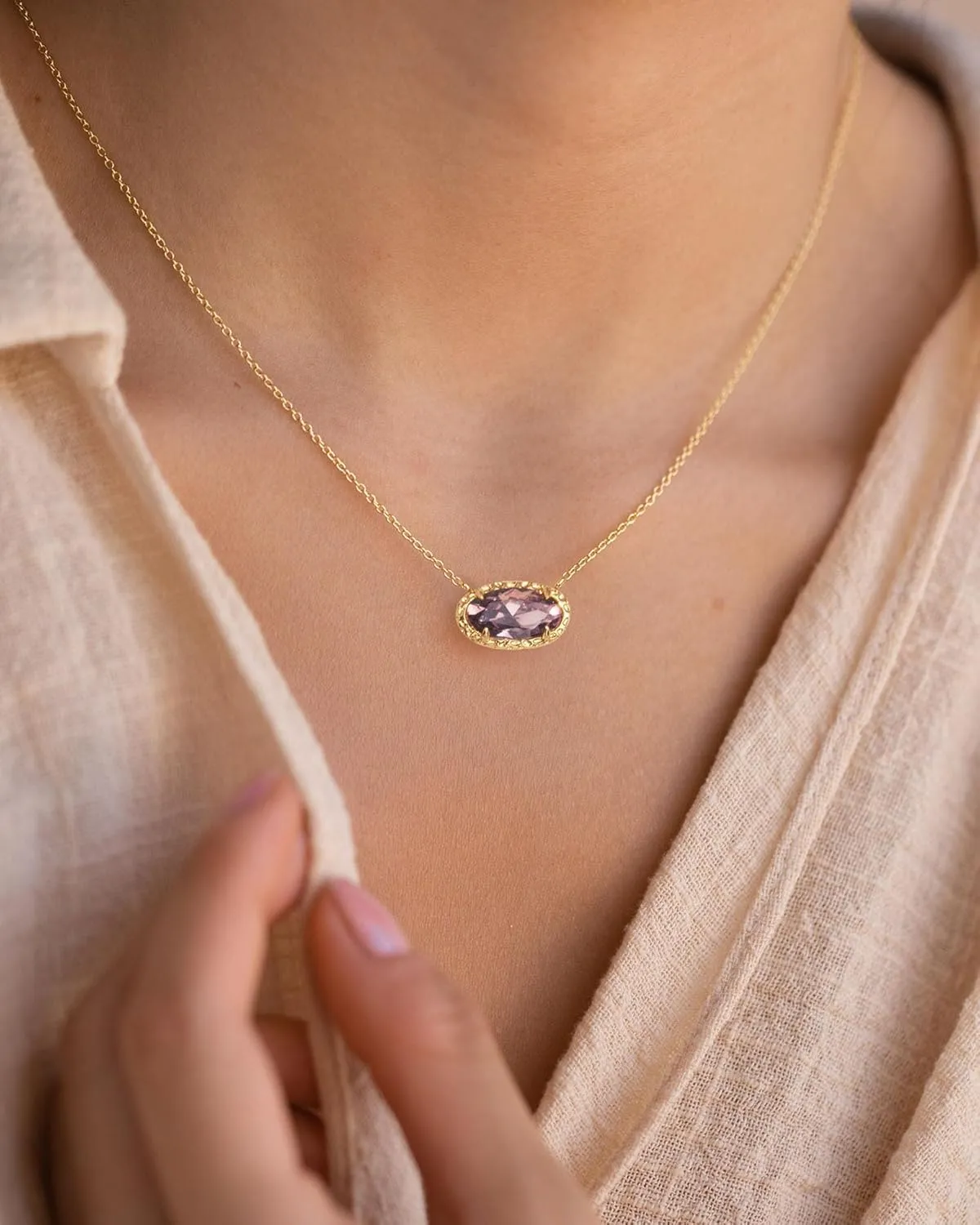 TLY Gold Necklace for Women 14k Gold Plated Non Tarnish Dainty Gemstone Crystal Oval Pendant Necklace Rose Quartz Druzy Stone Choker Necklace Birthday Wedding Everday Jewelry Gifts for Mom