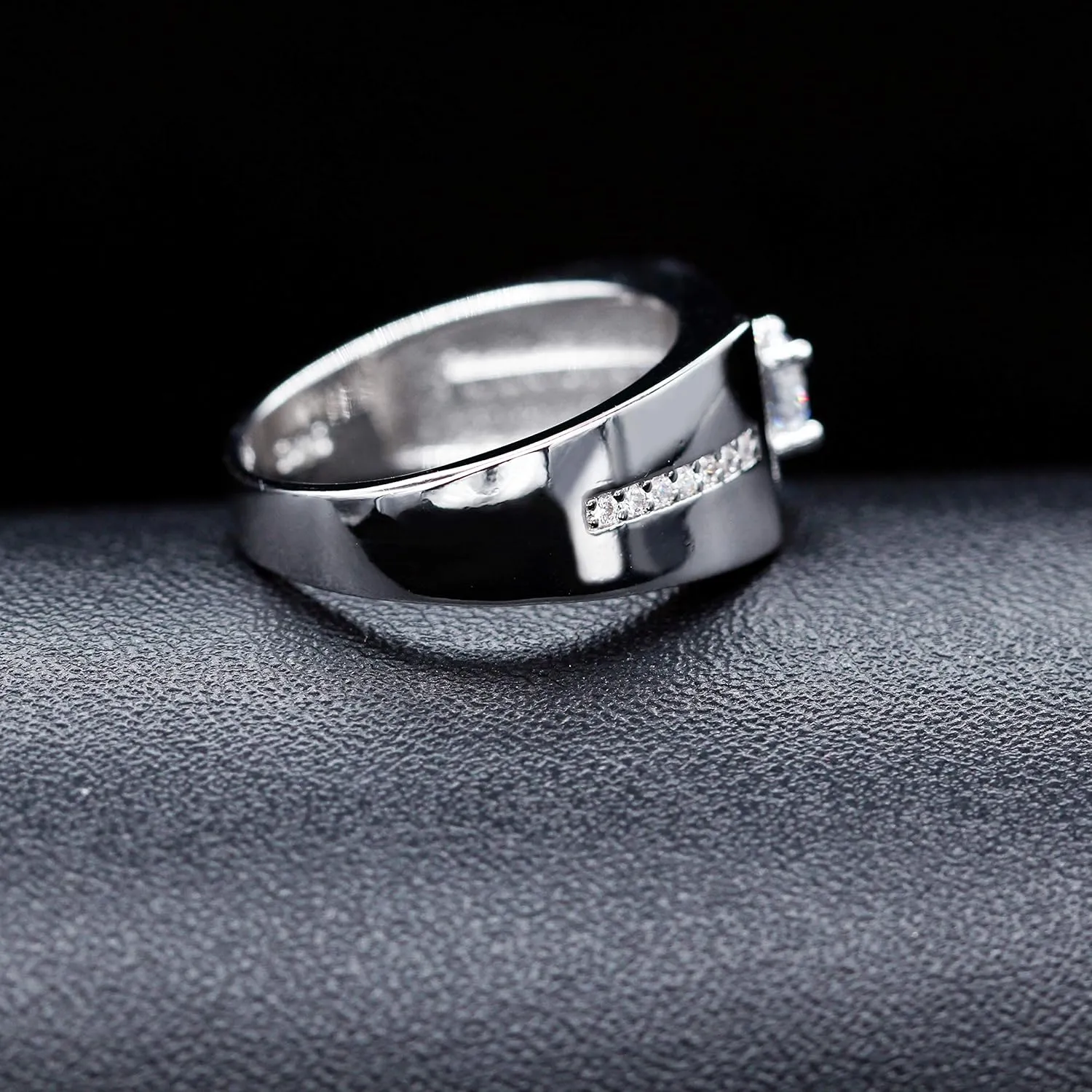Uloveido 8mm Gold-Plated Men's Wedding Band Ring Comfit Fit  Unique Square Design with Sparkling Round CZ Stone, Ideal for Engagement Anniversary or Special Occasions