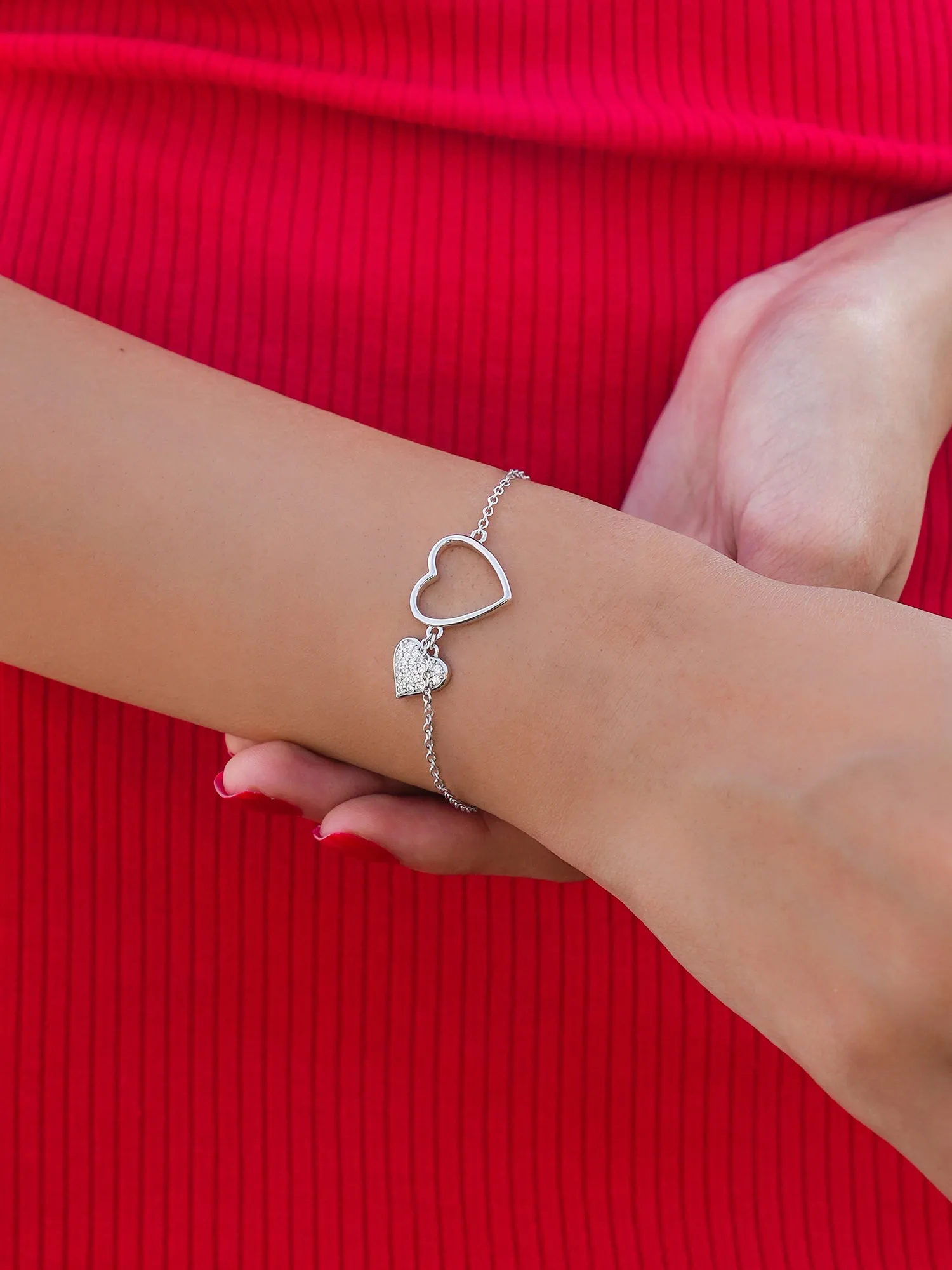 Valentine Special Charming Heart Silver Bracelet