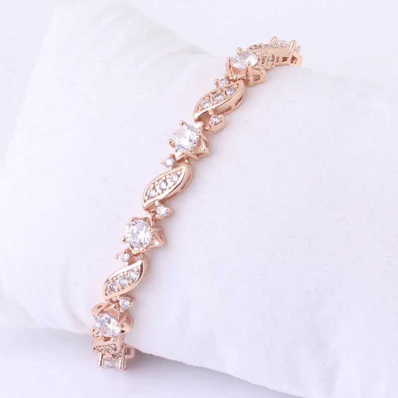 Vintage Bracelets for Women Bling Charming Jewelry Fashion 18k Gold Plated Eye-catching Crystal Bracelet