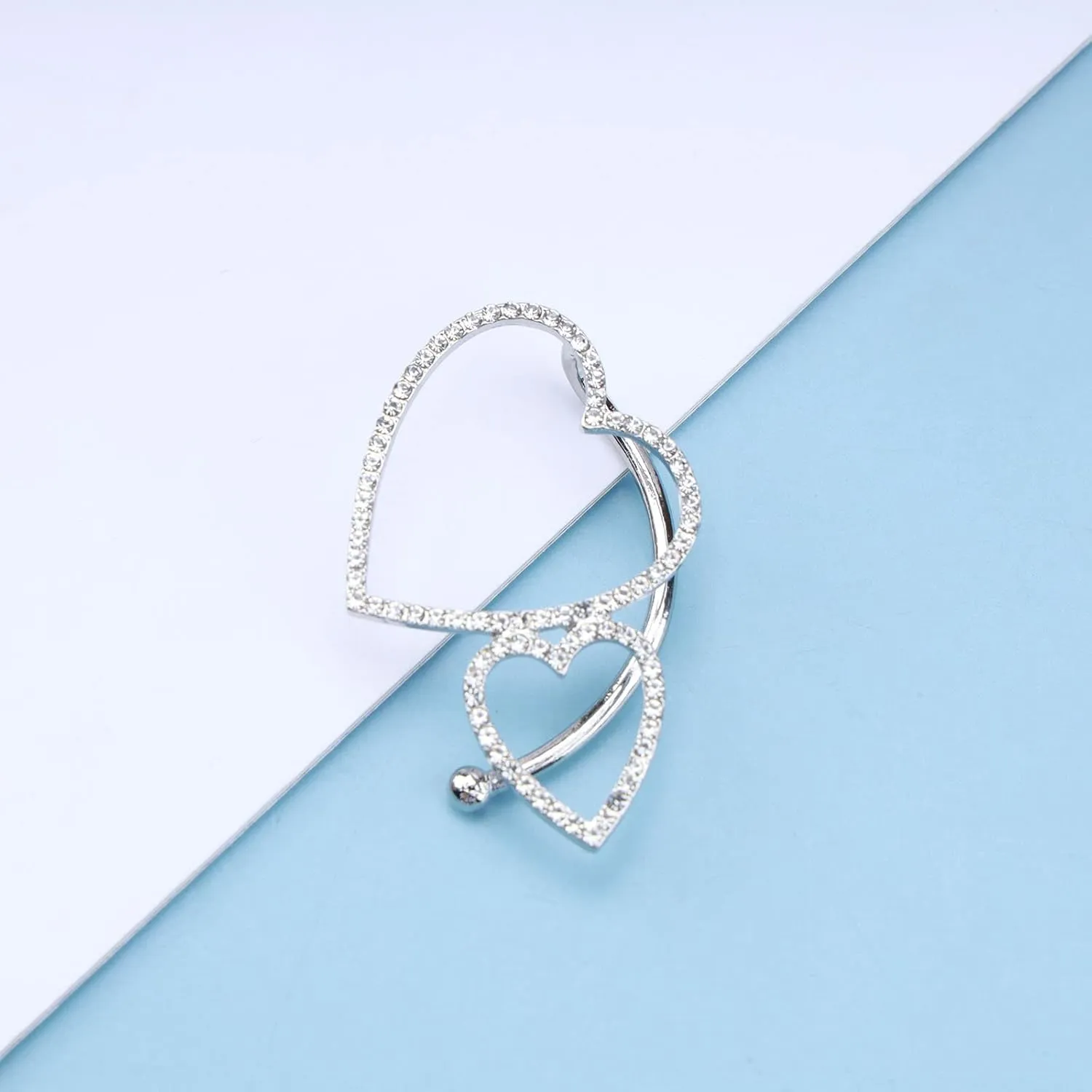 Vintage Crystal Heart Ear Cuff Earrings Rhinestone Love Heart Cartilage Earrings Gold Cz Heart Ear Wrap Earrings Sparkly Heart Clip On Cuff Earrings Jewelry for Women (Gold)