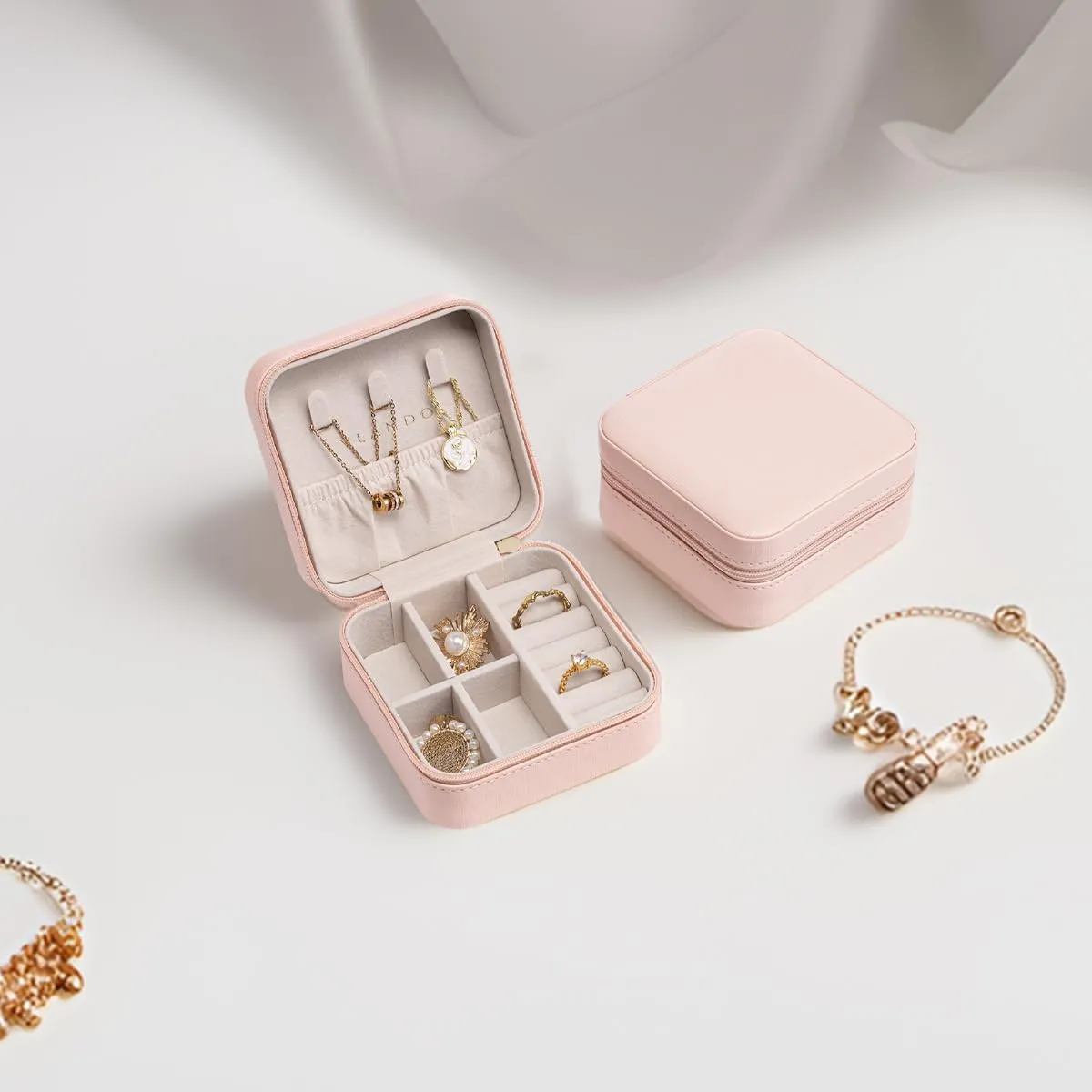Vlando Small Faux Leather Travel Jewelry Box Organizer Display Storage Case for Rings Earrings Necklace, Pink